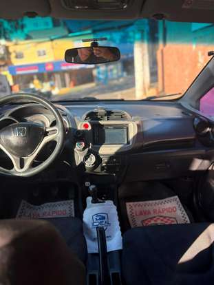 HONDA-FIT-2009