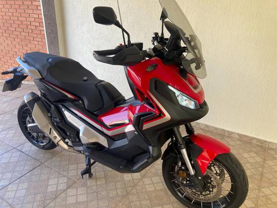 HONDA X-ADV 