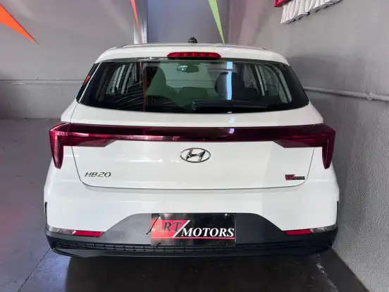 HYUNDAI-HB20-2025