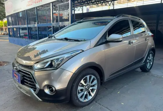 HYUNDAI HB20 1.6 PREMIUM 16V FLEX 4P AUTOMÁTICO