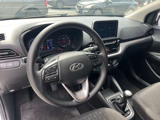 HYUNDAI-HB20-2023