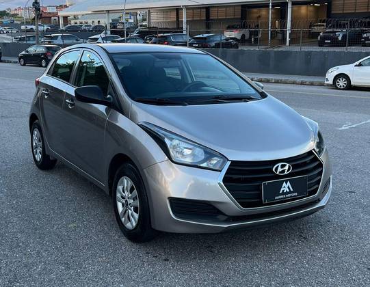 HYUNDAI HB20 1.0 COMFORT PLUS 12V FLEX 4P MANUAL