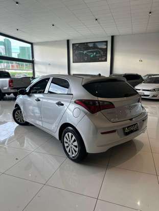 HYUNDAI-HB20-2018