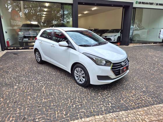 HYUNDAI HB20 1.6 COMFORT PLUS 16V FLEX 4P AUTOMÁTICO