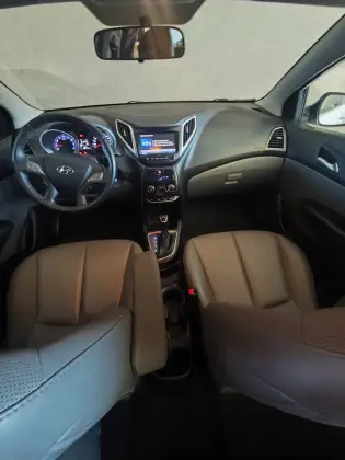 HYUNDAI HB20S 1.6 PREMIUM 16V FLEX 4P AUTOMÁTICO