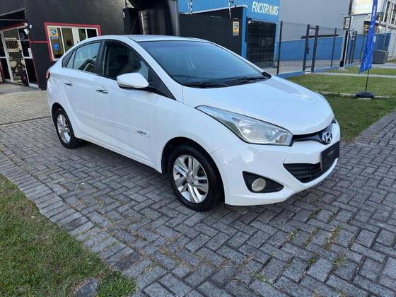 HYUNDAI HB20S 1.6 PREMIUM 16V FLEX 4P AUTOMÁTICO