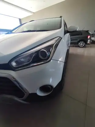 HYUNDAI-HB20X-1.6 16V STYLE FLEX 4P AUTOMÁTICO HYUNDAI-HB20X-2018