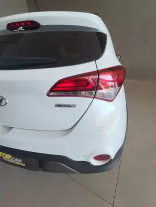 HYUNDAI-HB20X-2018