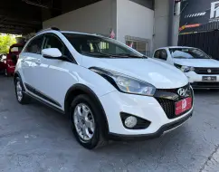 HYUNDAI HB20X 1.6 16V STYLE FLEX 4P MANUAL HYUNDAI HB20X 1.6 16V STYLE FLEX 4P MANUAL