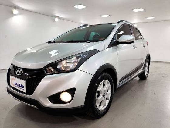 HYUNDAI HB20X 1.6 16V STYLE FLEX 4P AUTOMÁTICO