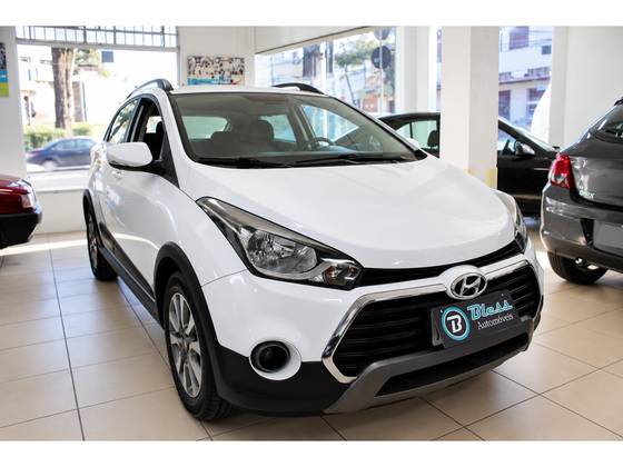 HYUNDAI HB20X 1.6 16V STYLE FLEX 4P AUTOMÁTICO