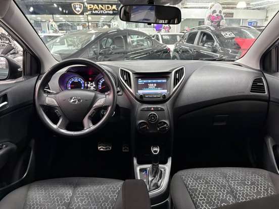 HYUNDAI-HB20X-2018