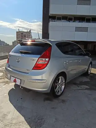 HYUNDAI-I30-2009