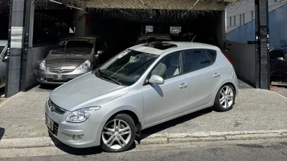 HYUNDAI I30 2.0 MPI 16V GASOLINA 4P AUTOMÁTICO HYUNDAI I30 2.0 MPI 16V GASOLINA 4P AUTOMÁTICO