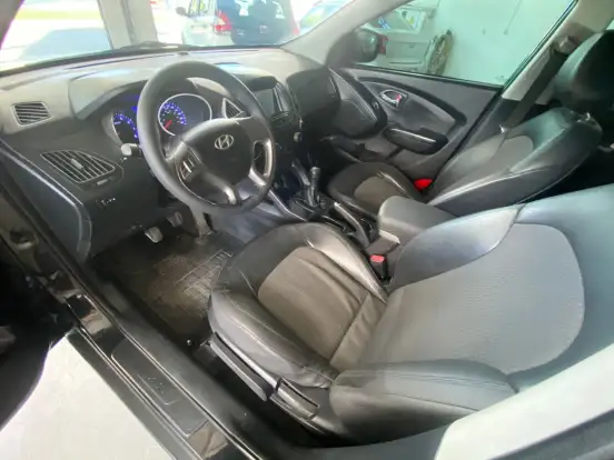 HYUNDAI-IX35-2010