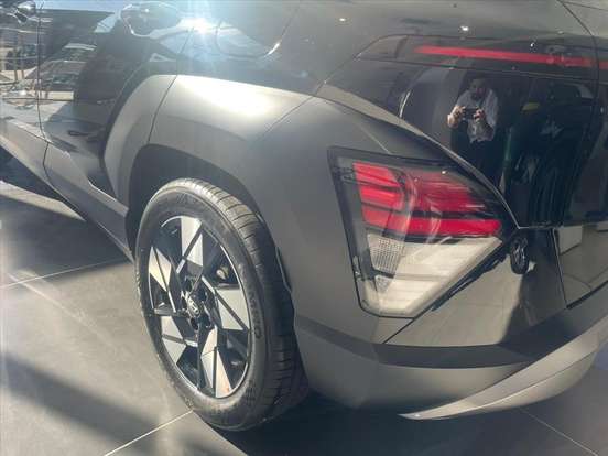 HYUNDAI-KONA-2025