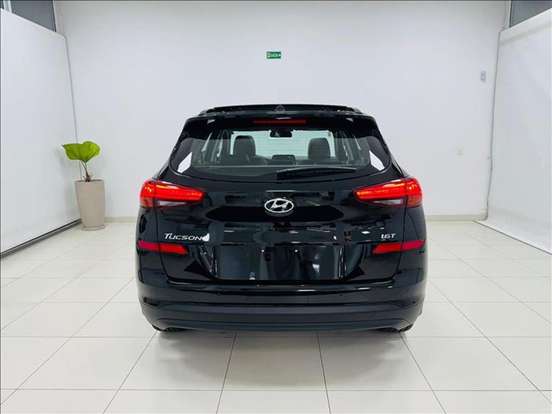 HYUNDAI-TUCSON-2024