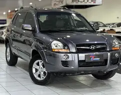 HYUNDAI TUCSON 2.0 MPFI GLS 16V 143CV 2WD FLEX 4P AUTOMÁTICO HYUNDAI TUCSON 2.0 MPFI GLS 16V 143CV 2WD FLEX 4P AUTOMÁTICO