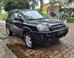 HYUNDAI TUCSON 2.7 MPFI GLS 24V 175CV 4WD GASOLINA 4P AUTOMÁTICO HYUNDAI TUCSON 2.7 MPFI GLS 24V 175CV 4WD GASOLINA 4P AUTOMÁTICO