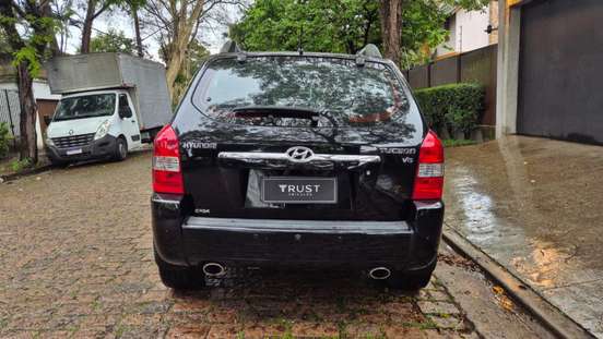 HYUNDAI-TUCSON-2008