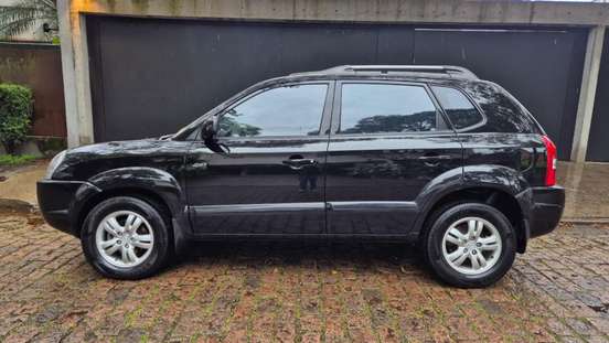 HYUNDAI-TUCSON-2008