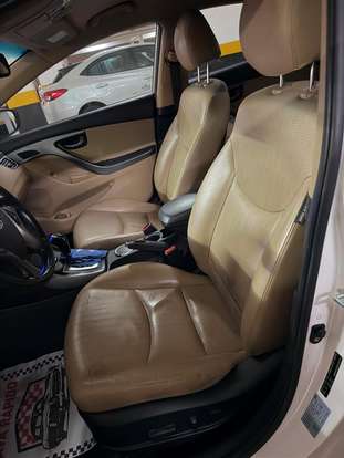 HYUNDAI-ELANTRA-2012