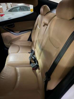 HYUNDAI-ELANTRA-2012