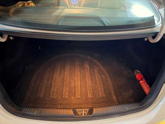 HYUNDAI-ELANTRA-2012