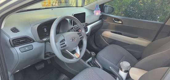 HYUNDAI-HB20S-2023