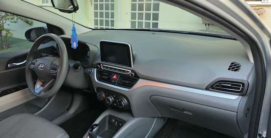 HYUNDAI-HB20S-2023