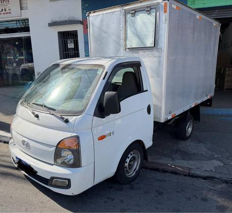 HYUNDAI HR 2.5 LONGO SEM CAÇAMBA 4X2 16V 130CV TURBO INTERCOOLER DIESEL 2P MANUAL