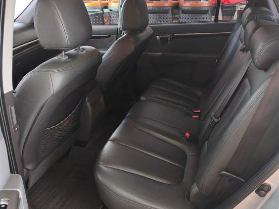 HYUNDAI-SANTA FÉ-2.4 MPI 2WD 16V GASOLINA 4P AUTOMÁTICO HYUNDAI-SANTA FÉ-2012