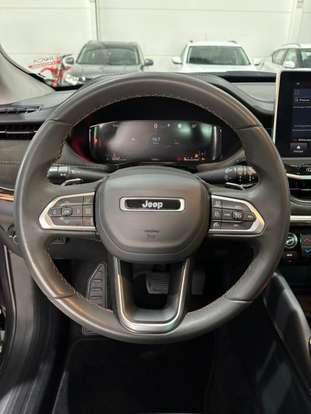 JEEP-COMMANDER-2022