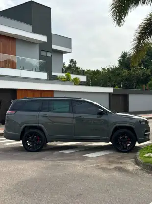 JEEP-COMMANDER-2024
