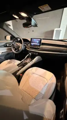 JEEP-COMMANDER-2023