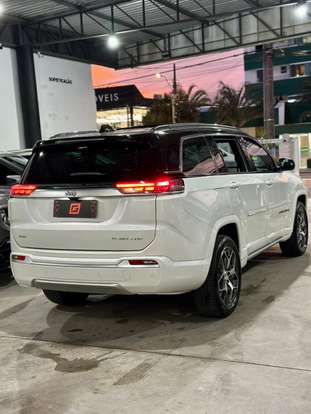 JEEP-COMMANDER-2024