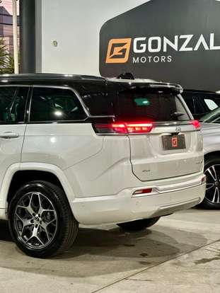 JEEP-COMMANDER-2024