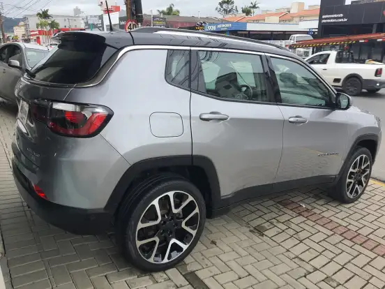 JEEP-COMPASS-2.0 16V DIESEL LIMITED 4X4 AUTOMÁTICO JEEP-COMPASS-2019