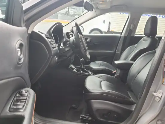 JEEP-COMPASS-2.0 16V DIESEL LIMITED 4X4 AUTOMÁTICO JEEP-COMPASS-2019