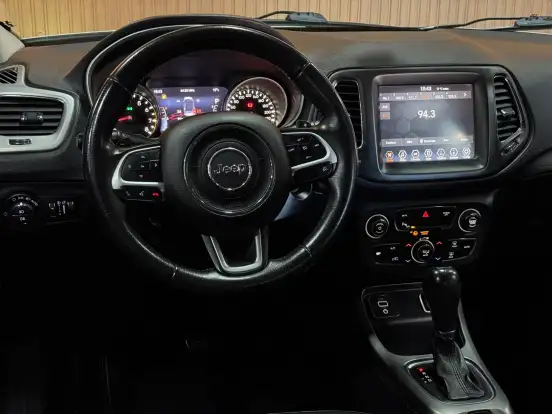 JEEP-COMPASS-2.0 16V FLEX LONGITUDE AUTOMÁTICO JEEP-COMPASS-2019