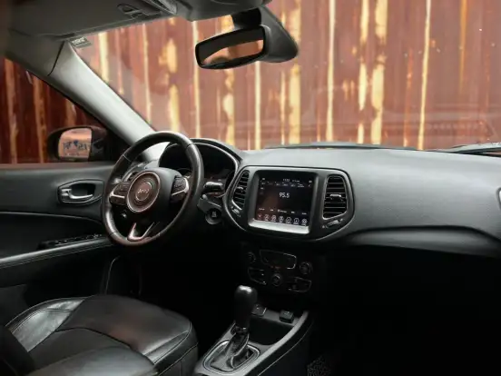 JEEP-COMPASS-2.0 16V FLEX LONGITUDE AUTOMÁTICO JEEP-COMPASS-2020