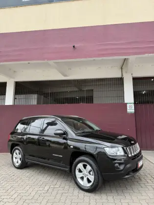 JEEP COMPASS 2.0 SPORT 4X2 16V GASOLINA 4P AUTOMÁTICO