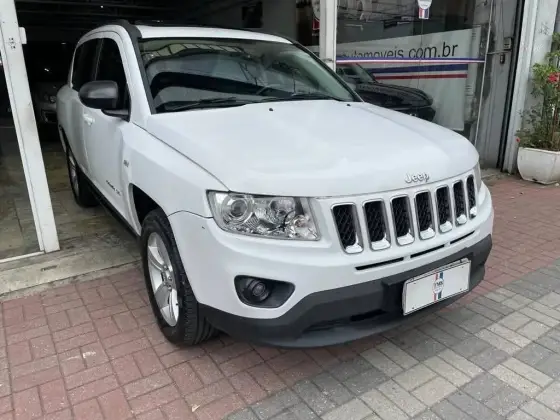 JEEP COMPASS 2.0 SPORT 4X2 16V GASOLINA 4P AUTOMÁTICO