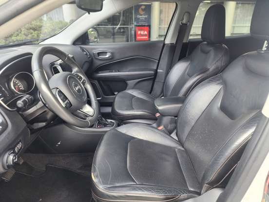 JEEP-COMPASS-2.0 16V FLEX LONGITUDE AUTOMÁTICO JEEP-COMPASS-2018