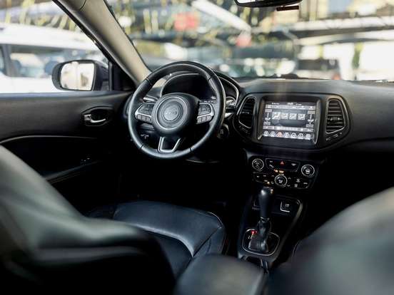 JEEP-COMPASS-2018