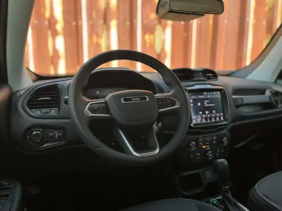 JEEP-RENEGADE-2025