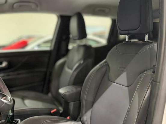 JEEP-RENEGADE-1.3 T270 TURBO FLEX LONGITUDE AT6 JEEP-RENEGADE-2025