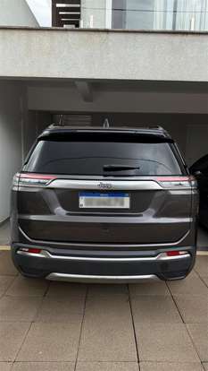 JEEP-COMMANDER-2023