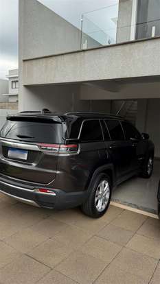 JEEP-COMMANDER-2023