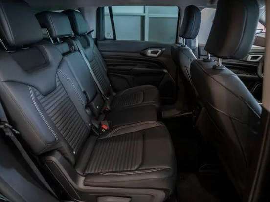 JEEP-COMMANDER-1.3 T270 TURBO FLEX LONGITUDE AT6 JEEP-COMMANDER-2024